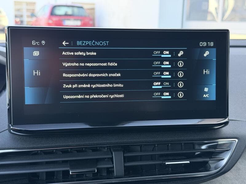 2025 Peugeot 5008 - 9