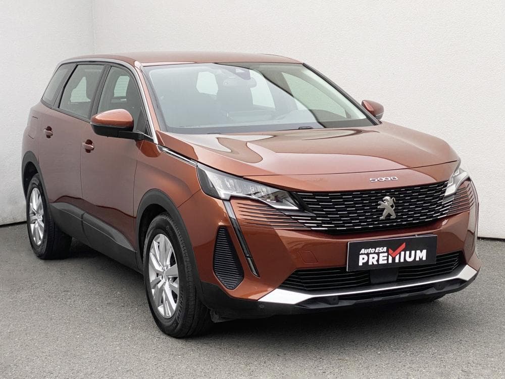 Peugeot 5008 1.2 PT, 1.maj, ČR SUV