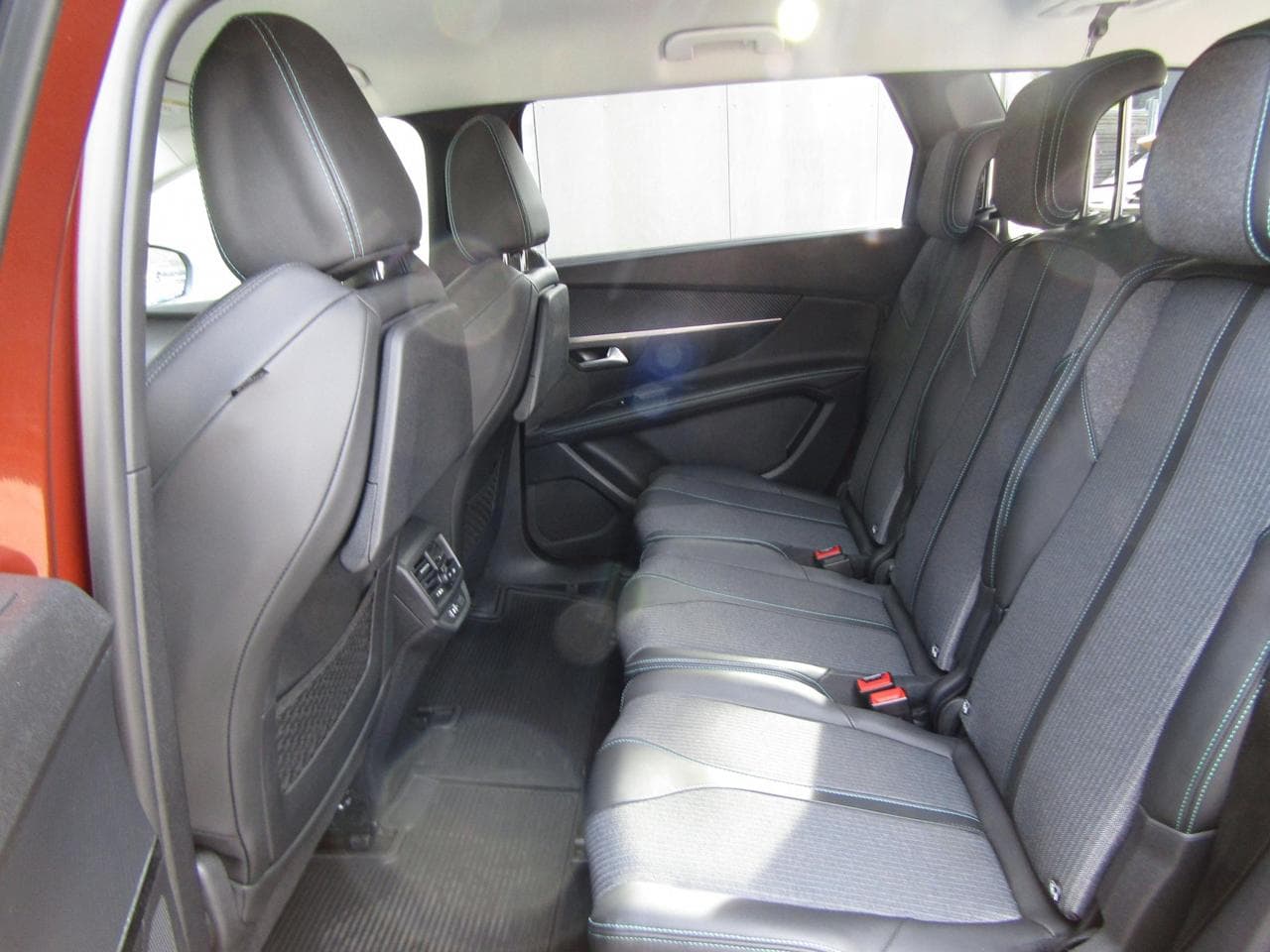 2021 Peugeot 5008 - 10