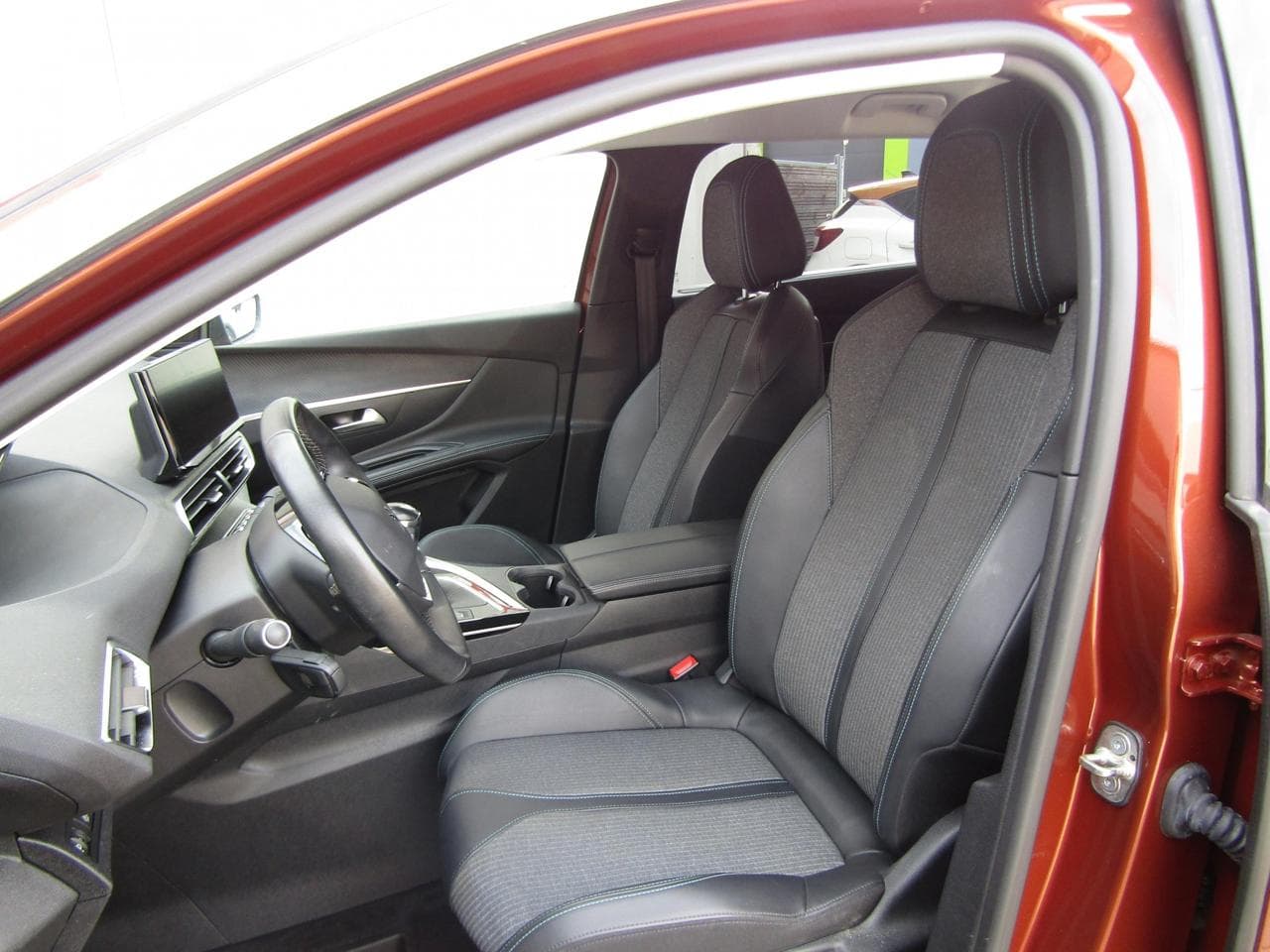 2021 Peugeot 5008 - 9