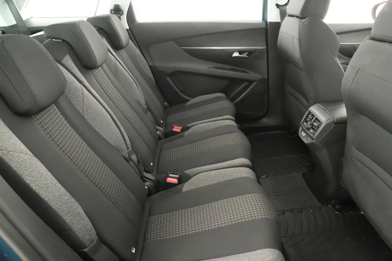 2018 Peugeot 5008 - 11