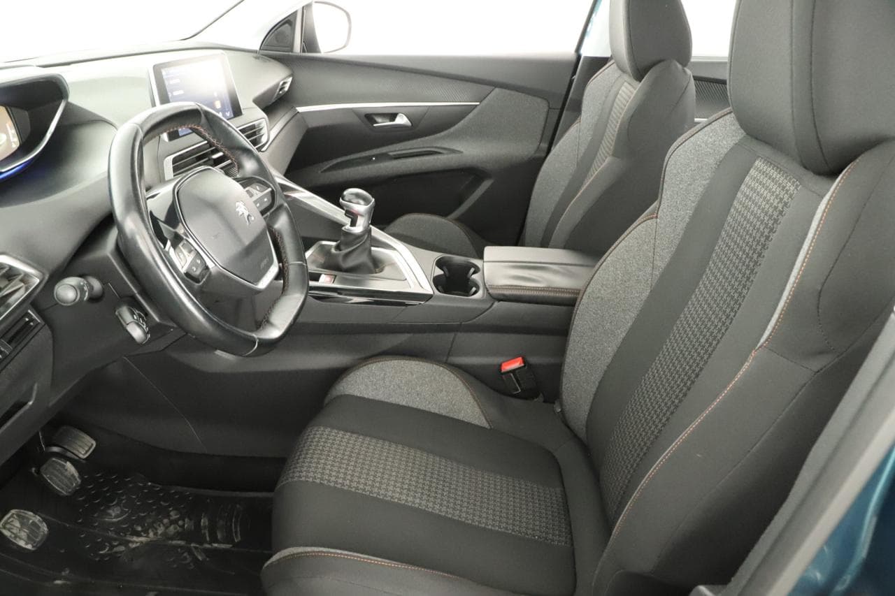 2018 Peugeot 5008 - 13