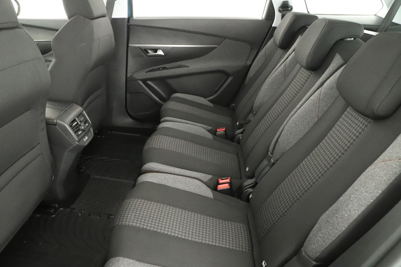 2018 Peugeot 5008 - 12