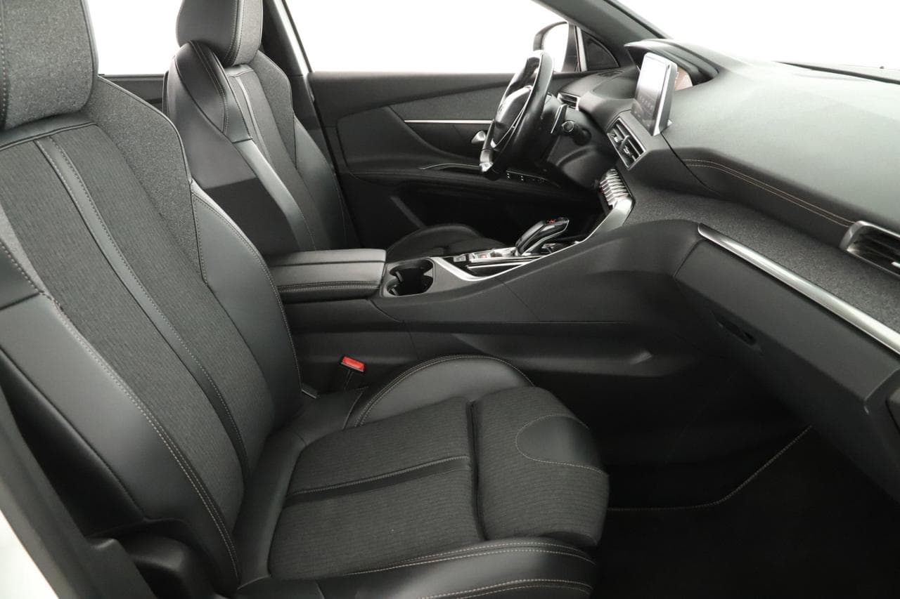 2019 Peugeot 5008 - 10