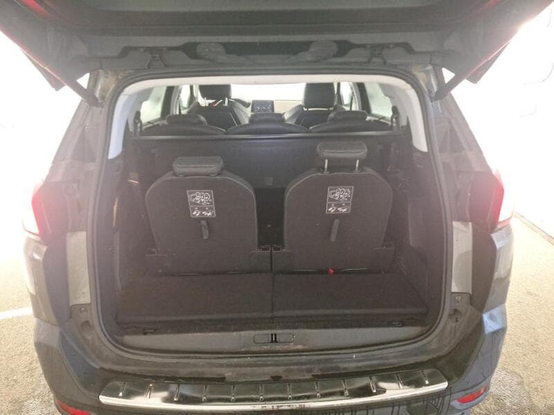2019 Peugeot 5008 - 9