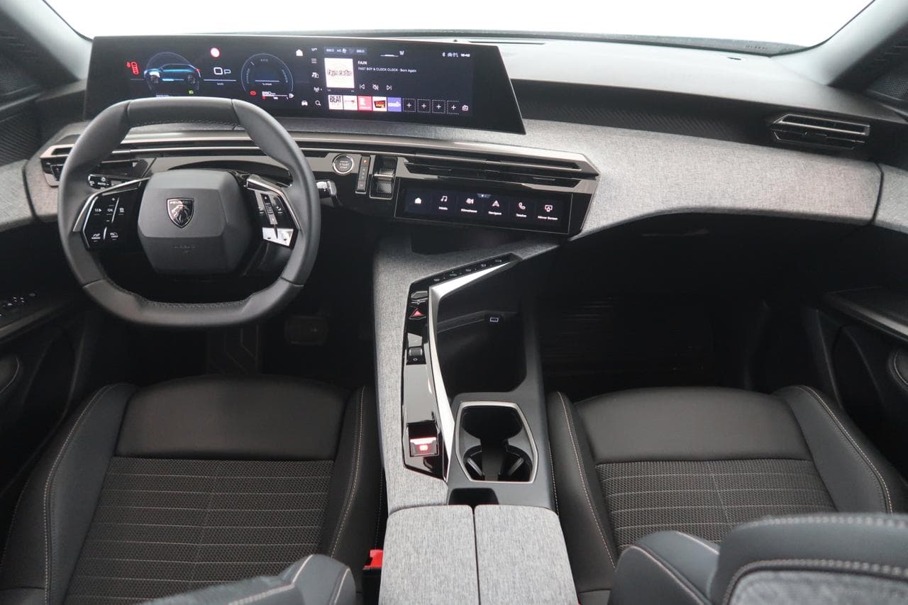2024 Peugeot 5008 - 10