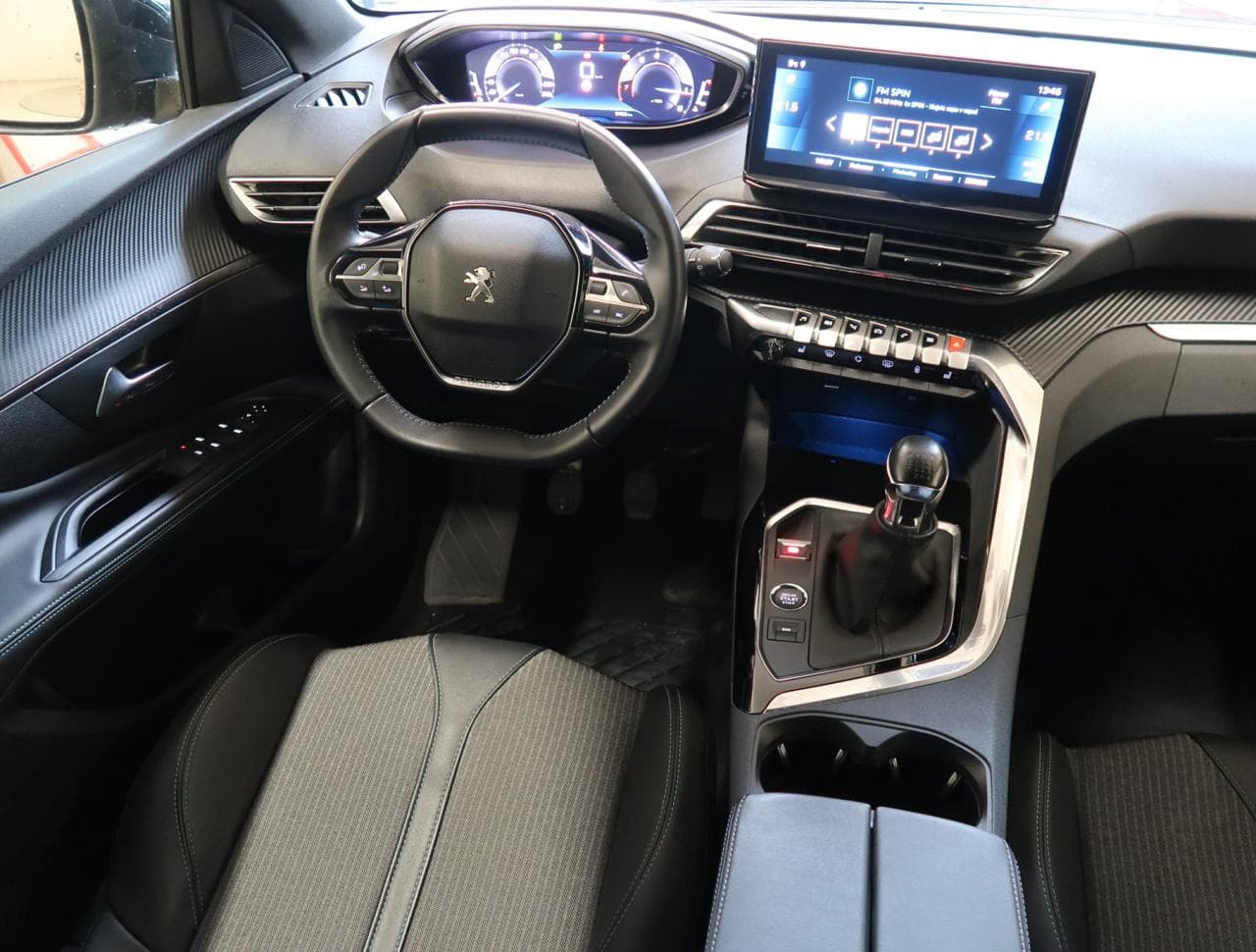 2023 Peugeot 5008 - 9