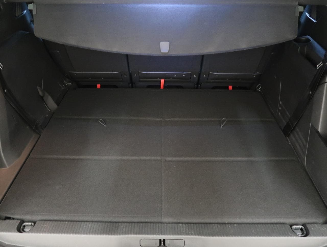 2023 Peugeot 5008 - 18