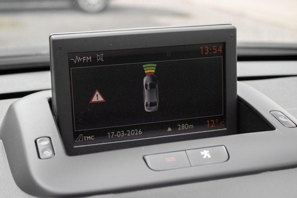 2011 Peugeot 5008 - 17