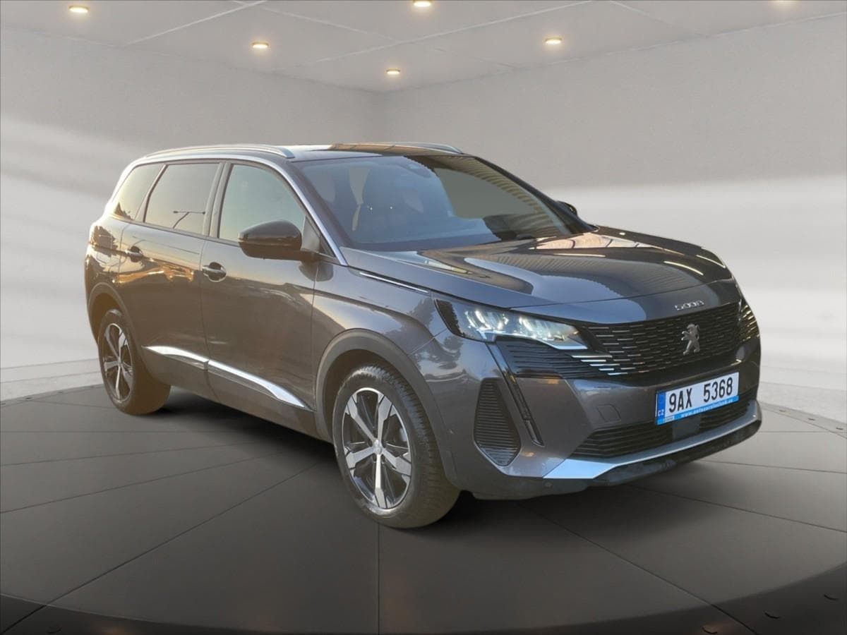 2023 Peugeot 5008
