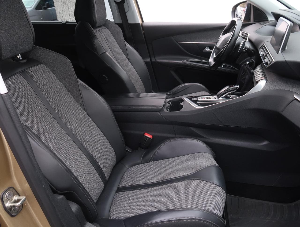 2018 Peugeot 5008 - 12