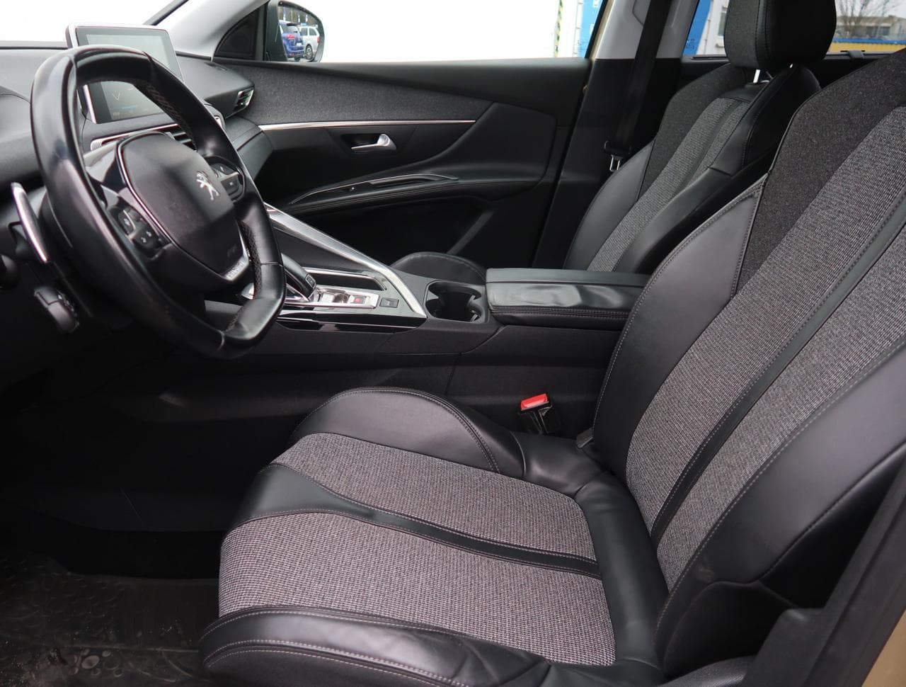 2018 Peugeot 5008 - 16