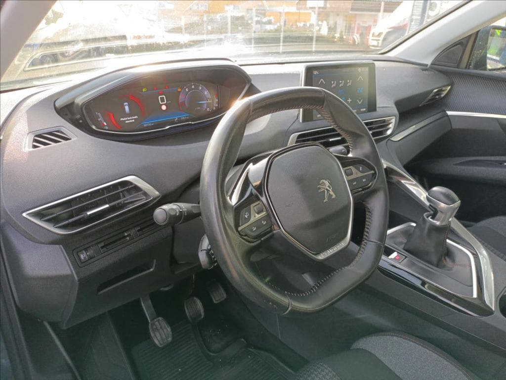 2019 Peugeot 5008 - 7