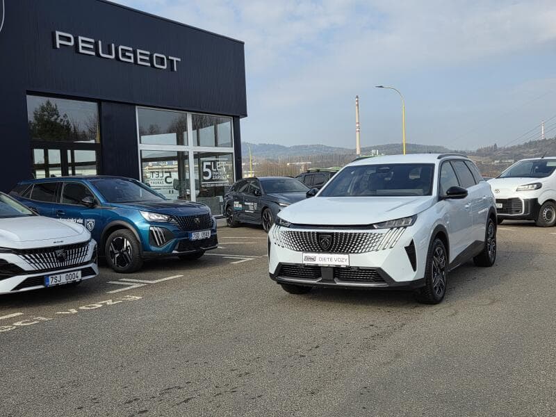 Peugeot 5008 Hybrid e-DCS 145 ALLURE SUV