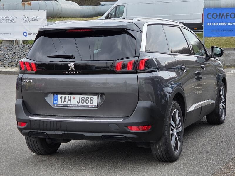 2024 Peugeot 5008 - 5