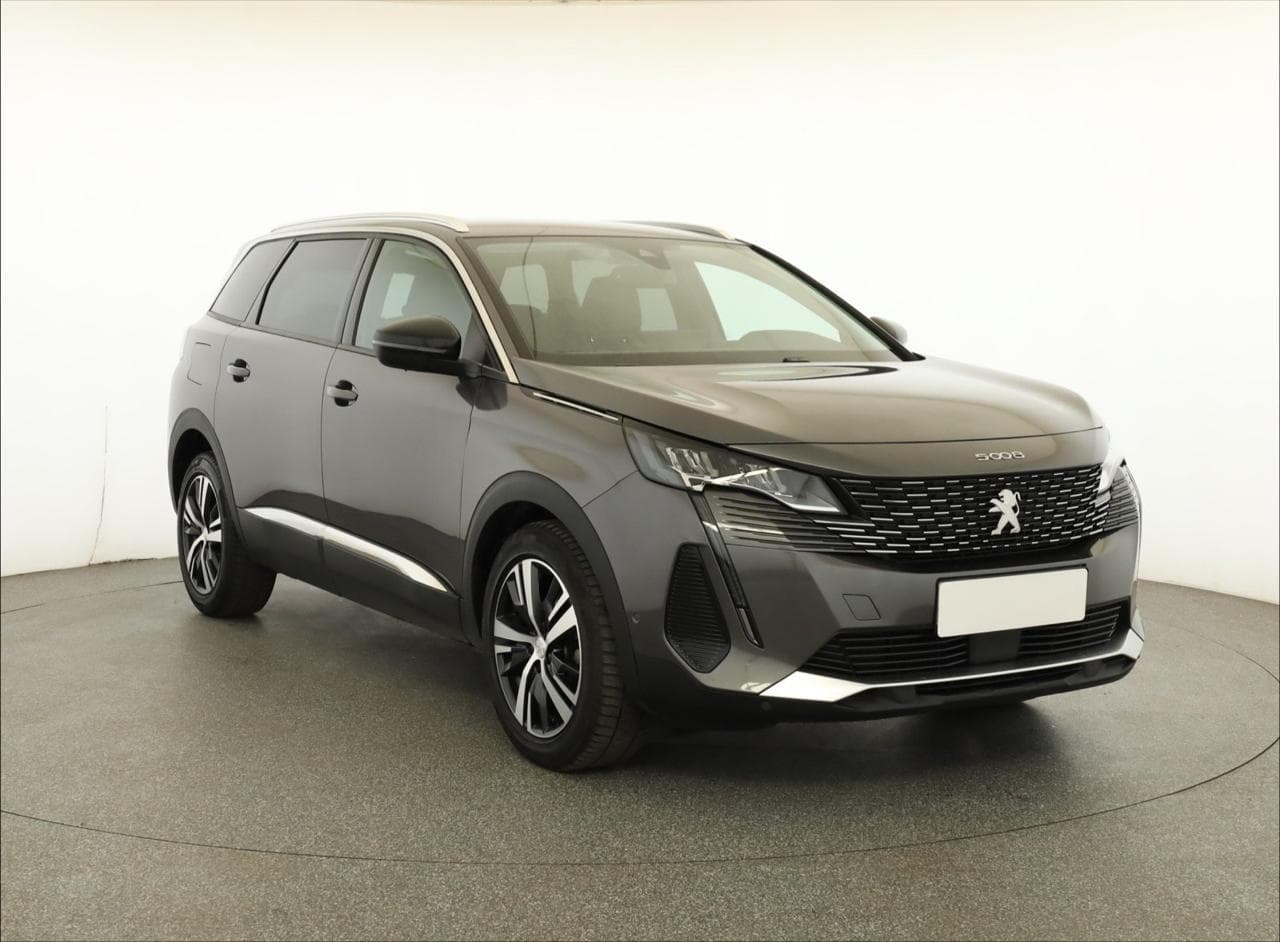 2022 Peugeot 5008