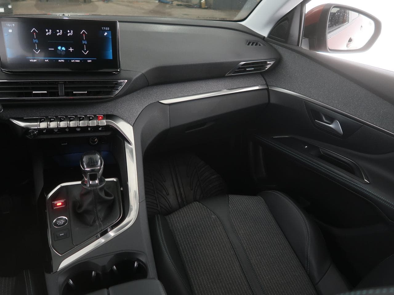 2021 Peugeot 5008 - 11