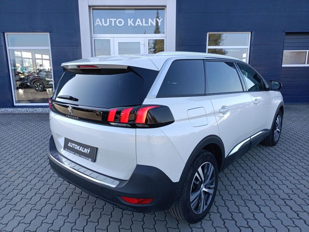 2023 Peugeot 5008 - 4