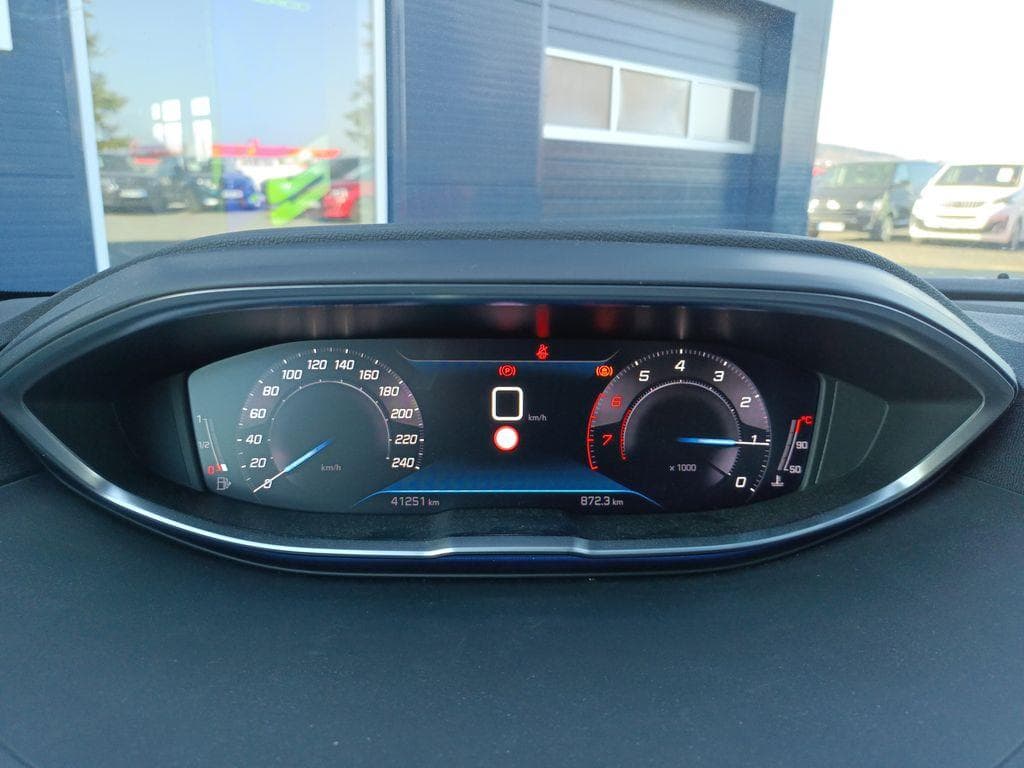 2023 Peugeot 5008 - 7