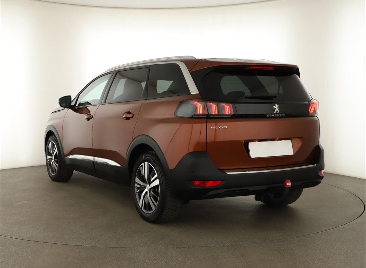 2022 Peugeot 5008 - 7