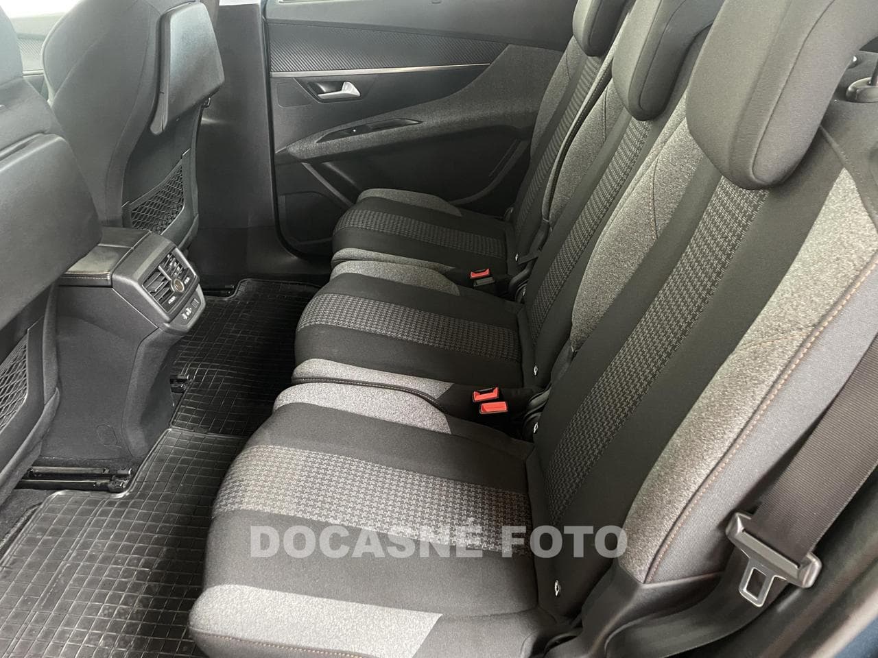 2017 Peugeot 5008 - 19
