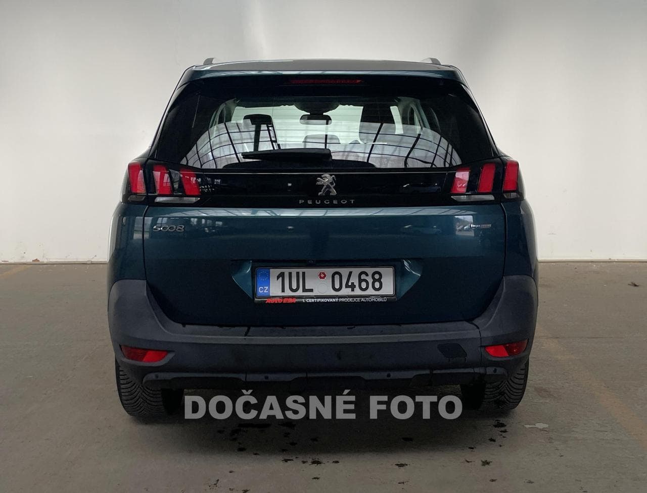 2017 Peugeot 5008 - 9