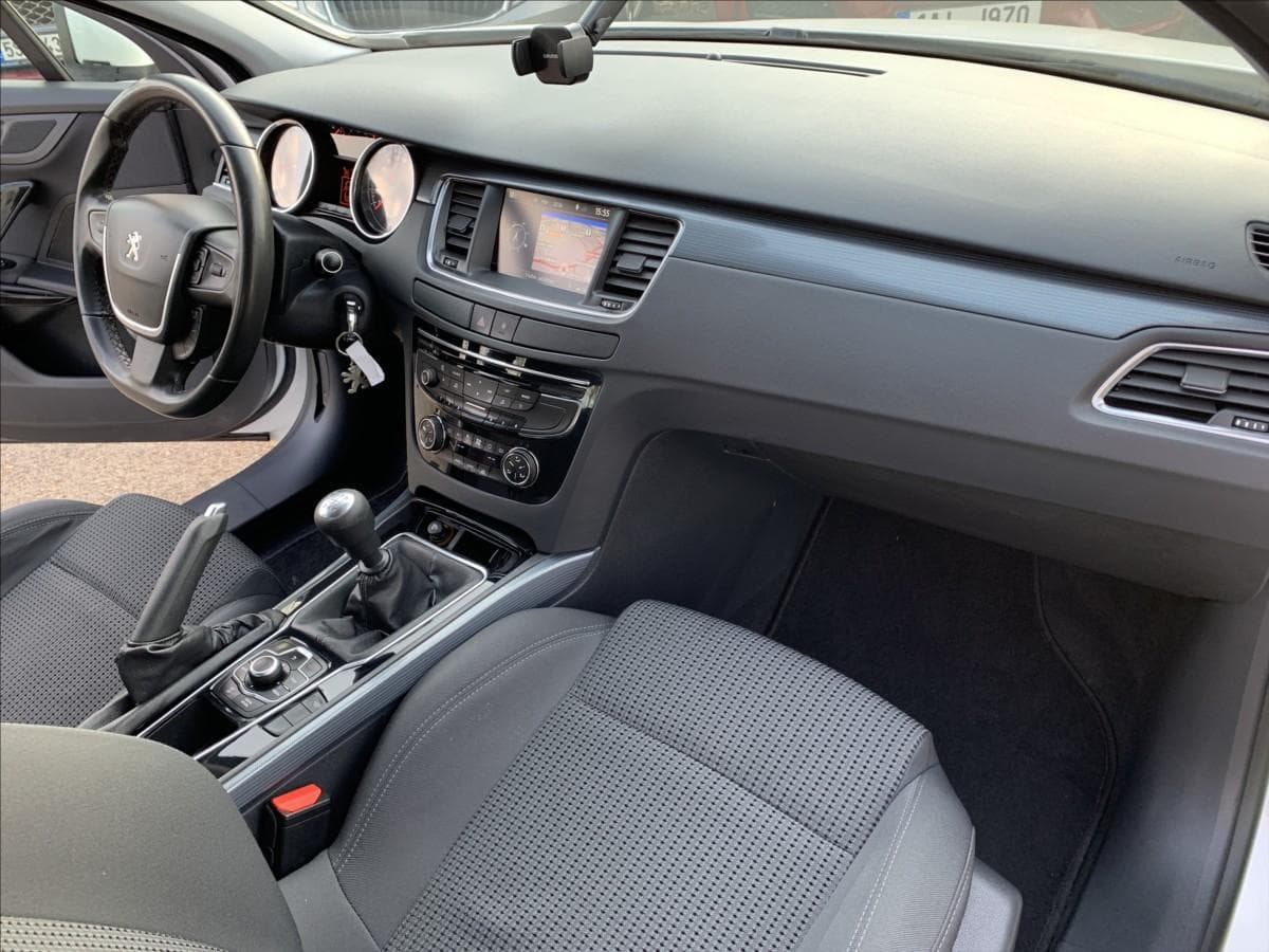 2013 Peugeot 508 - 23