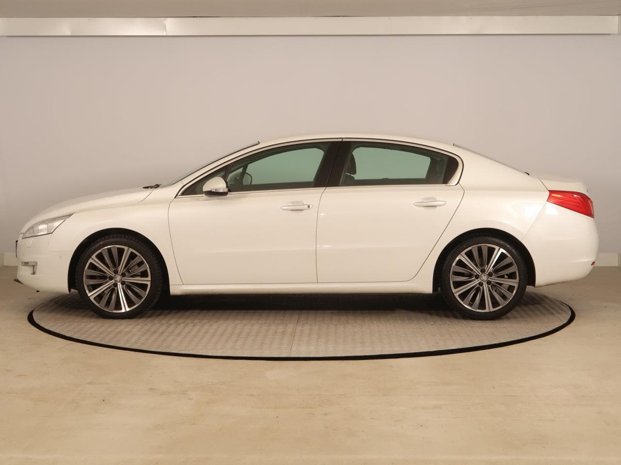 2012 Peugeot 508 - 7