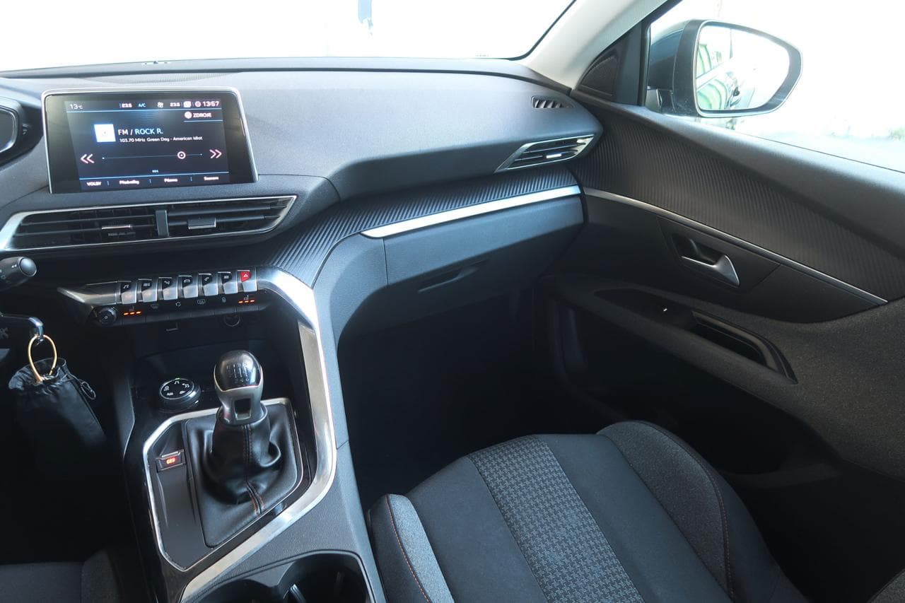 2020 Peugeot 5008 - 11