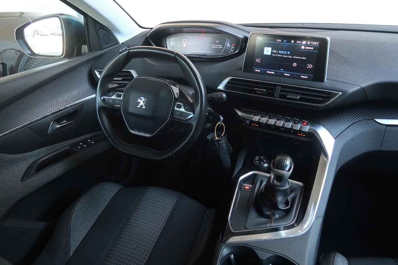 2020 Peugeot 5008 - 9
