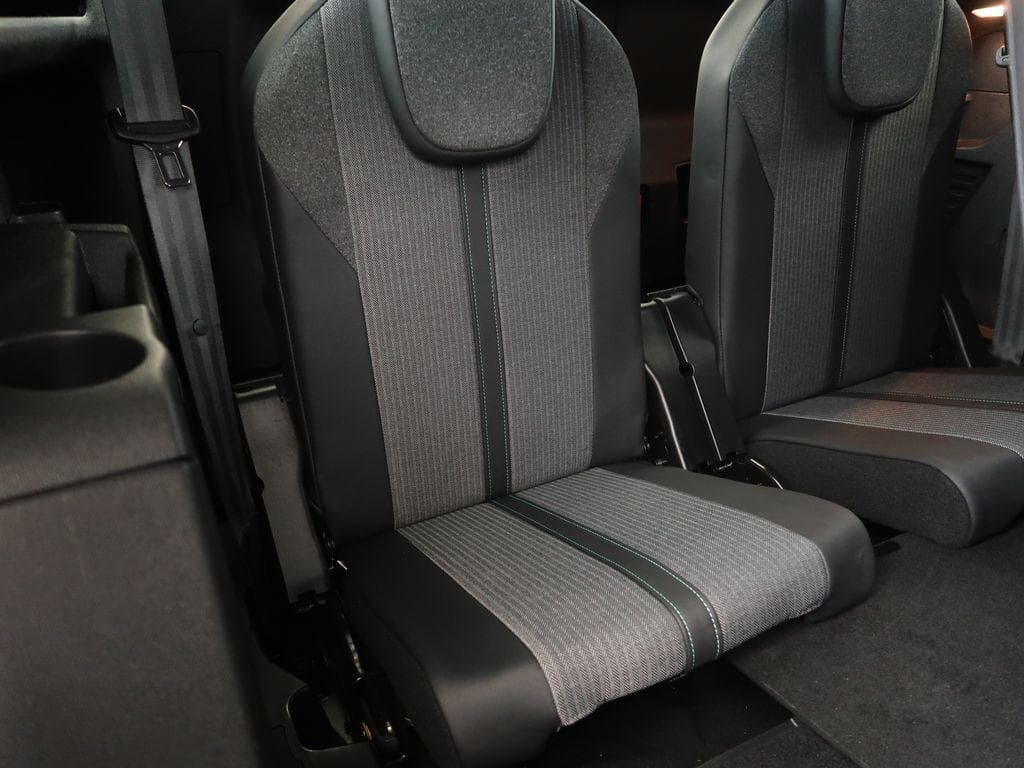 2024 Peugeot 5008 - 14