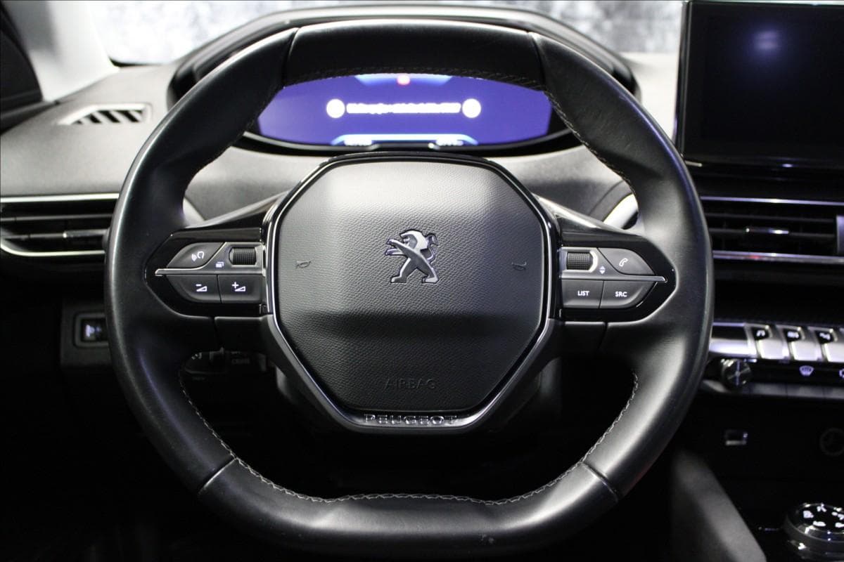 2021 Peugeot 5008 - 27