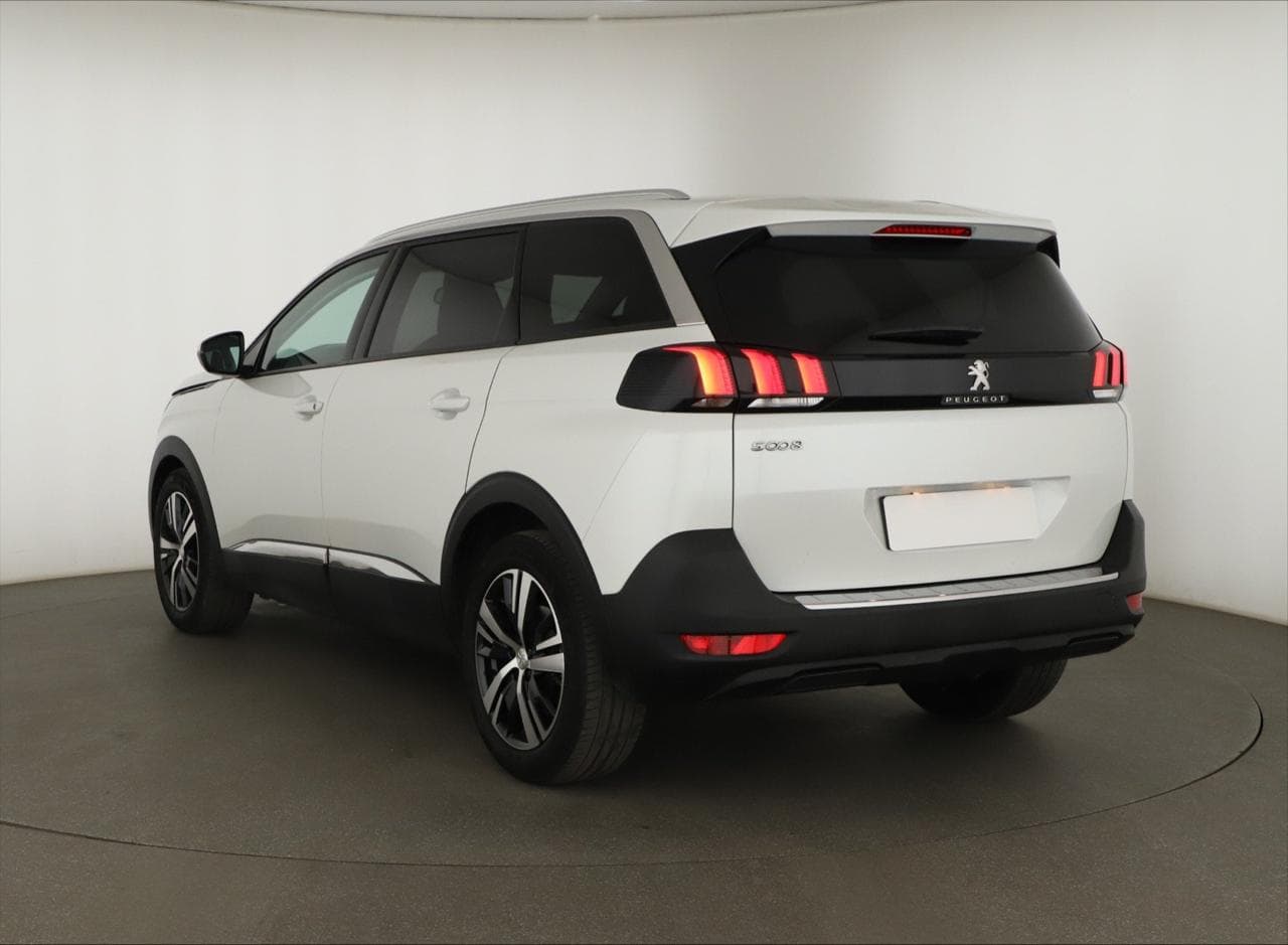 2019 Peugeot 5008 - 5
