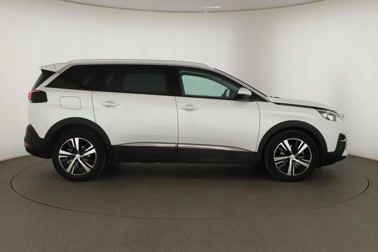 2019 Peugeot 5008 - 8