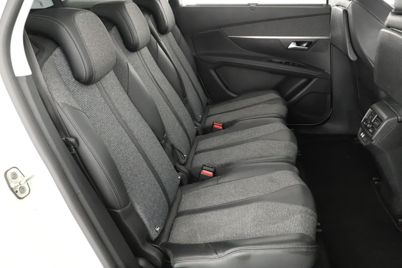 2019 Peugeot 5008 - 11