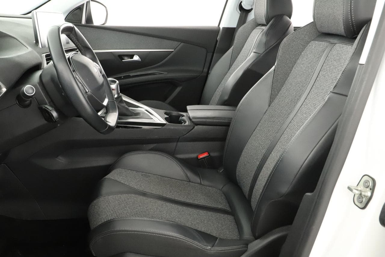 2019 Peugeot 5008 - 13