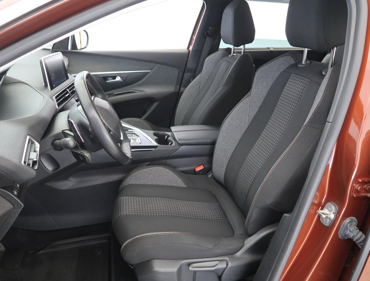 2021 Peugeot 5008 - 25