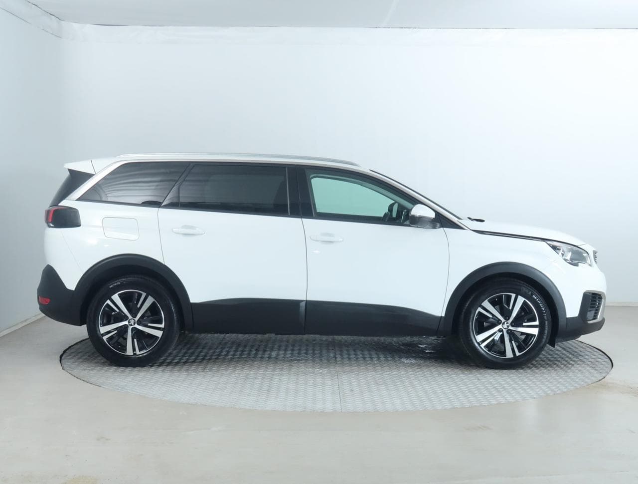 2020 Peugeot 5008 - 8