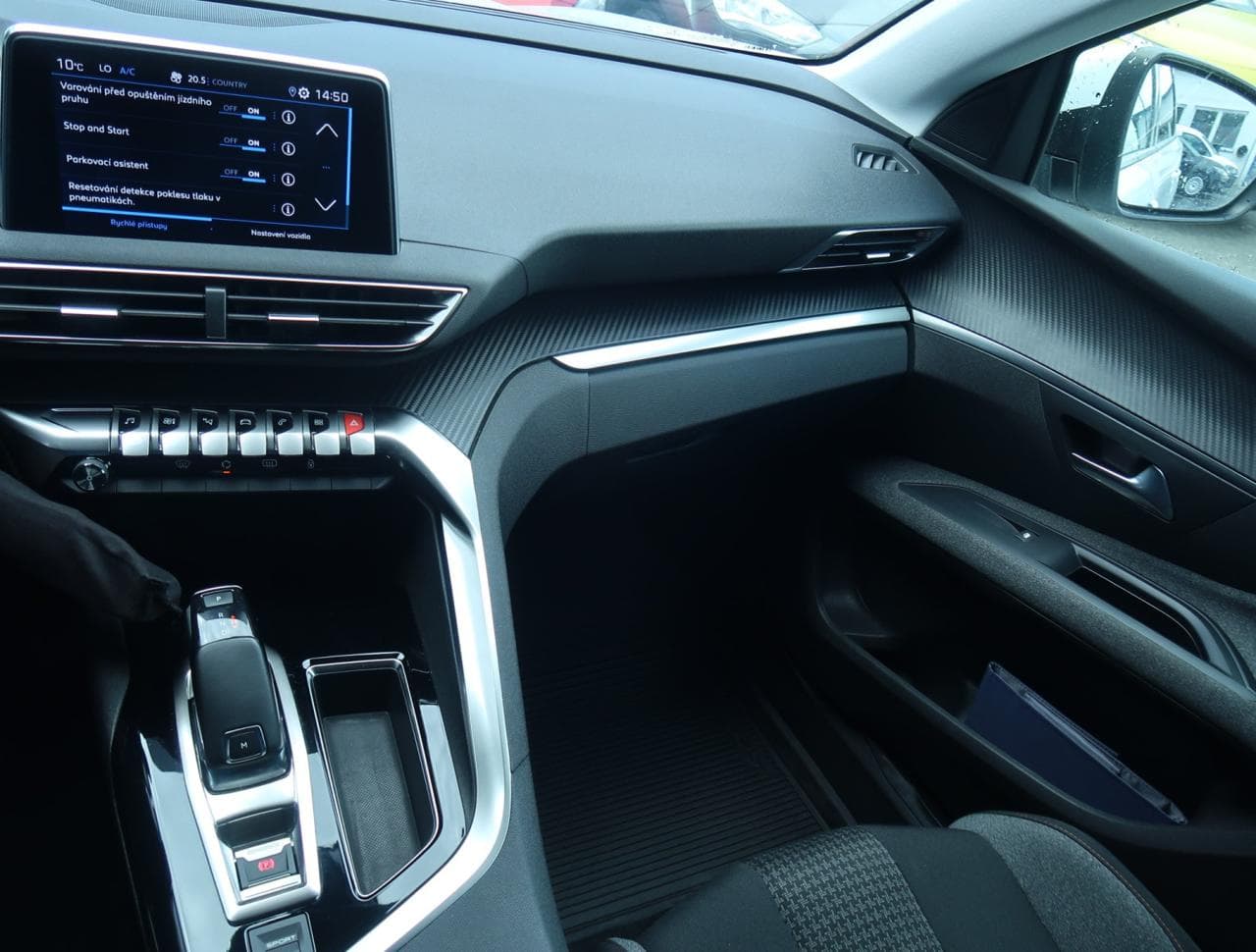 2020 Peugeot 5008 - 18