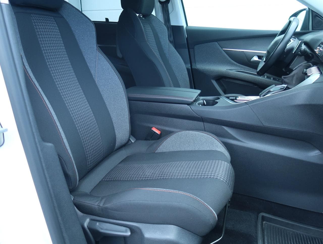 2020 Peugeot 5008 - 12