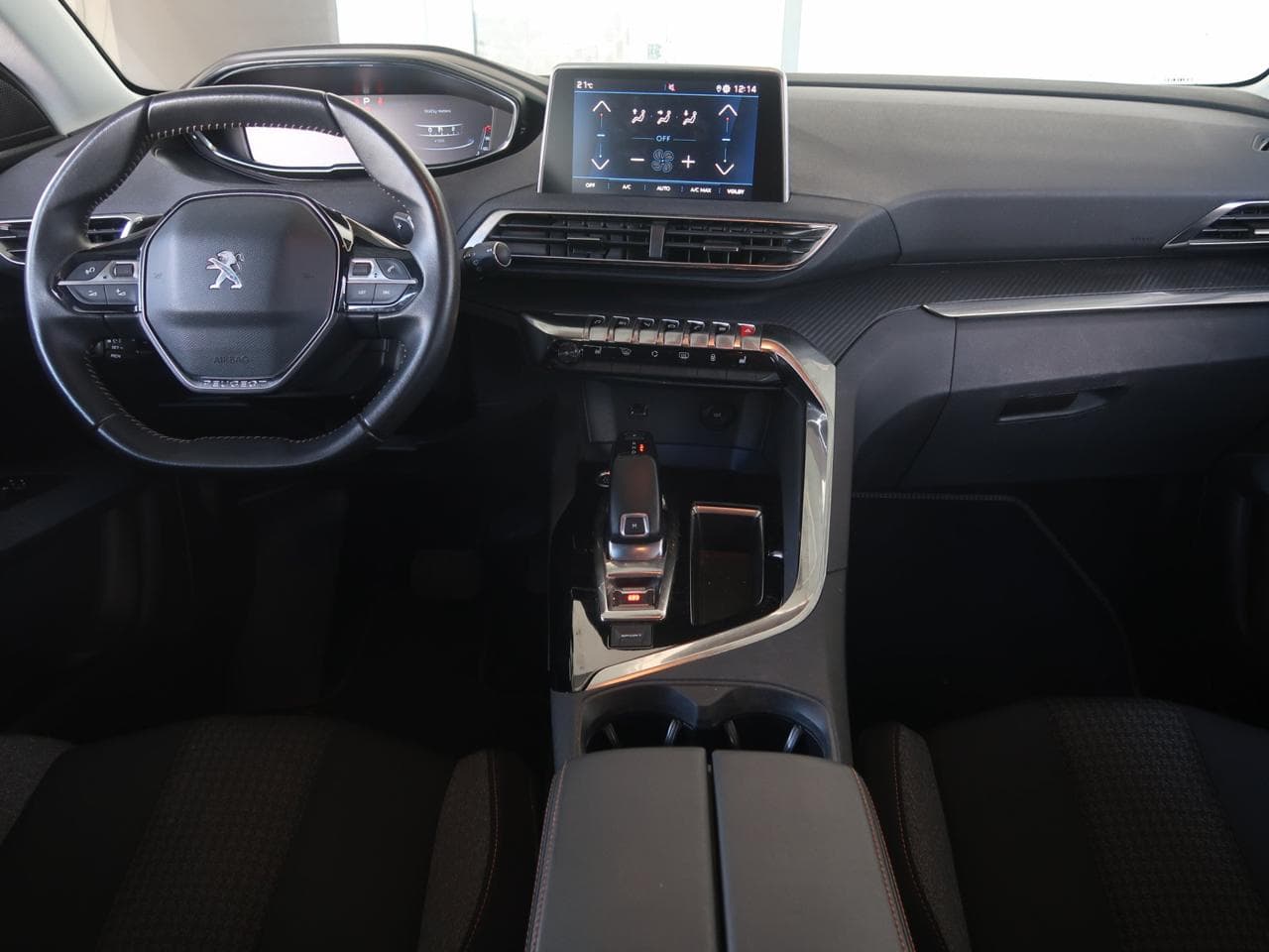 2020 Peugeot 5008 - 10