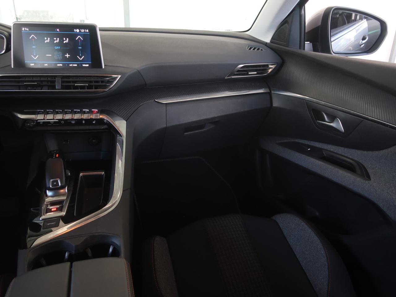 2020 Peugeot 5008 - 11