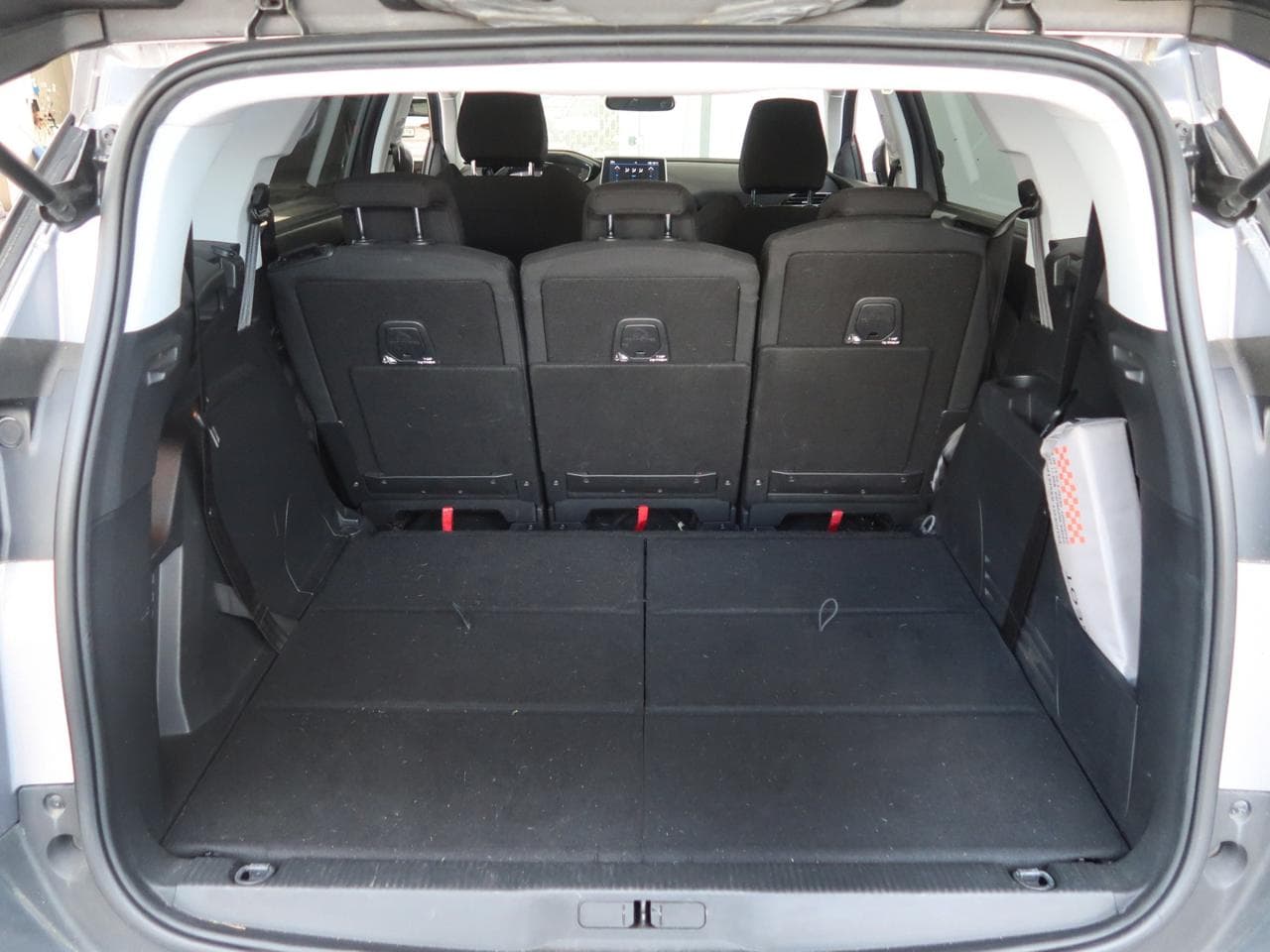 2020 Peugeot 5008 - 20