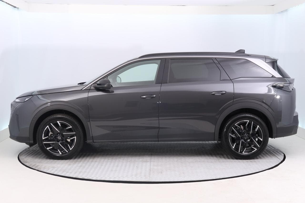 2025 Peugeot 5008 - 4
