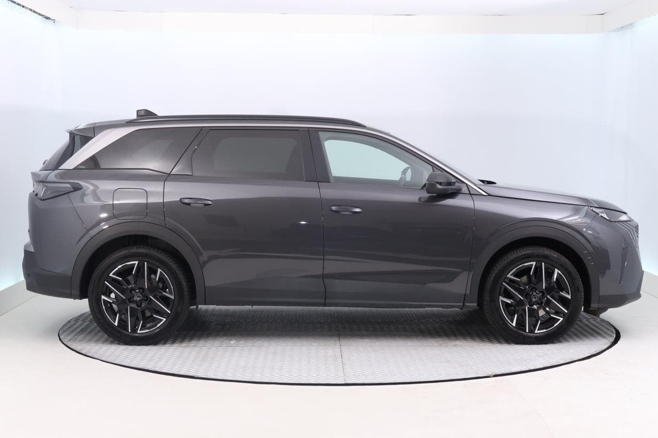 2025 Peugeot 5008 - 8