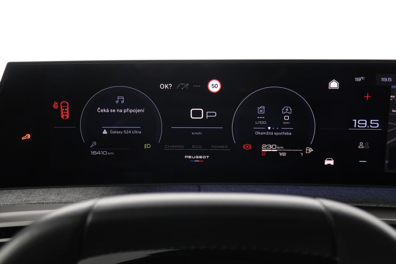 2025 Peugeot 5008 - 17