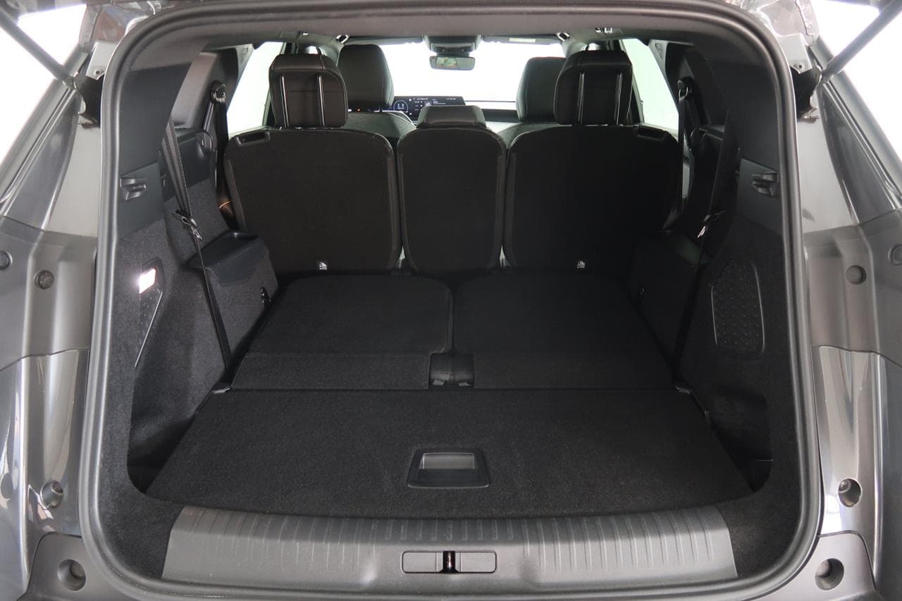 2025 Peugeot 5008 - 20
