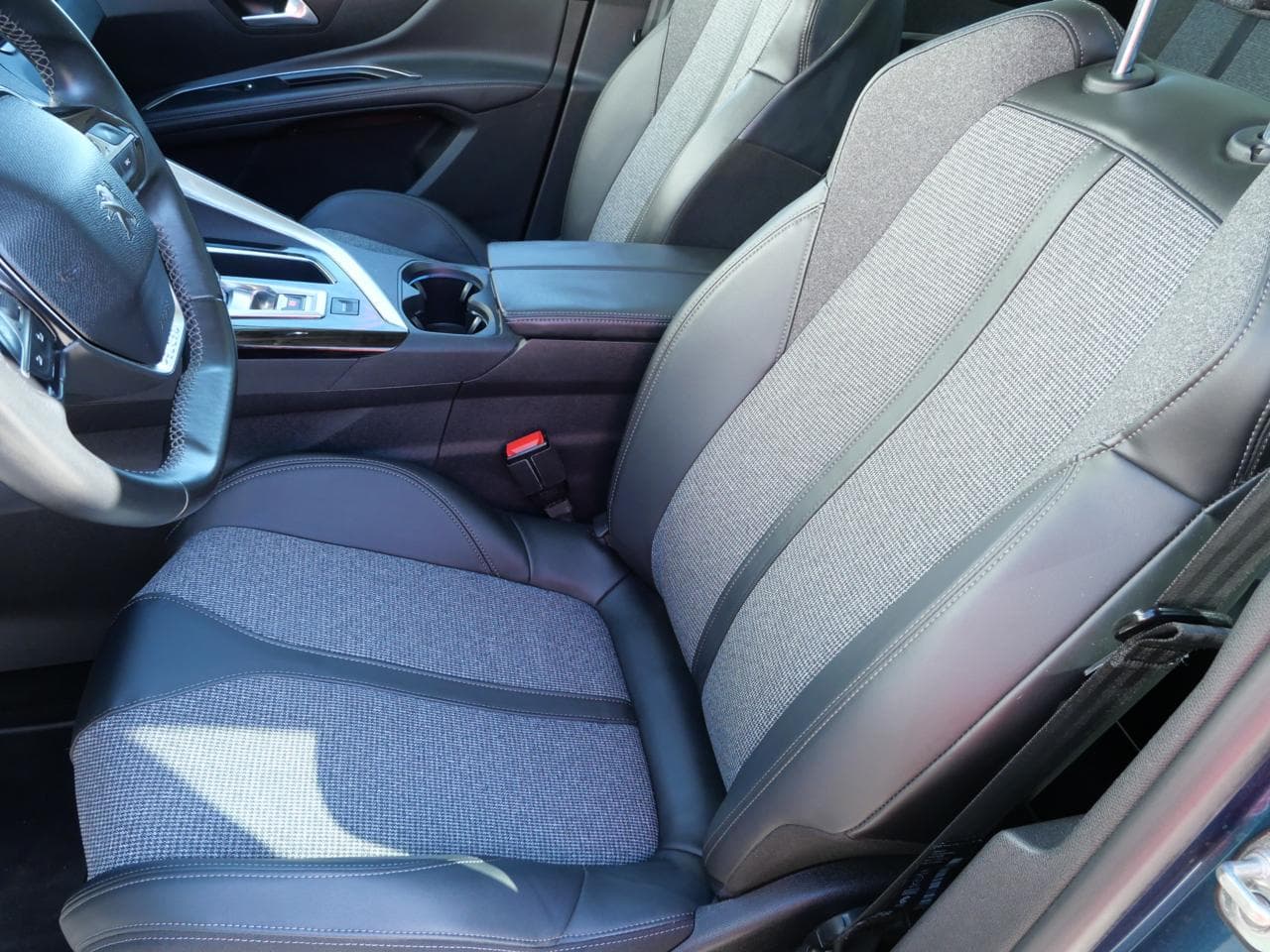 2018 Peugeot 5008 - 10