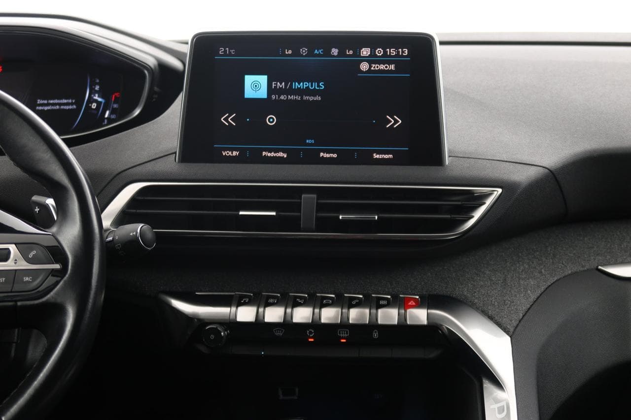 2017 Peugeot 5008 - 29