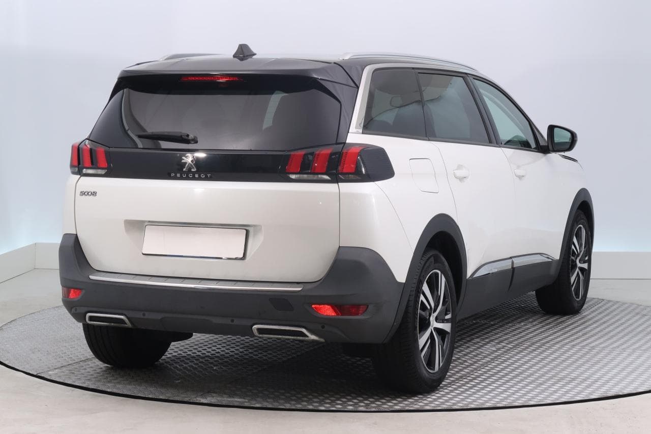 2017 Peugeot 5008 - 7